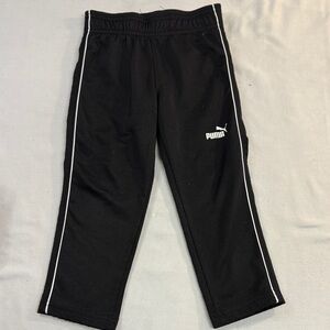 PUMA - 3T - Kids Black Joggers/Track pants with classic White stripes